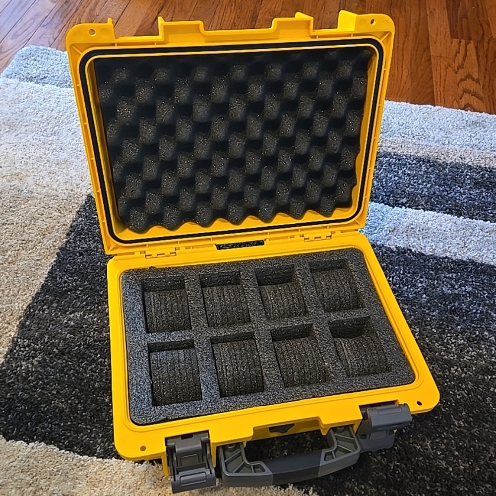 Invicta Yellow Protective Case - Picture 2 of 4